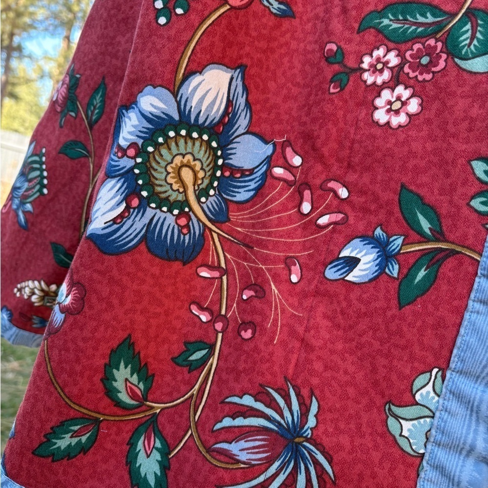 Handmade Quilted Floral Red Women's Jacket - Picture 16 of 16